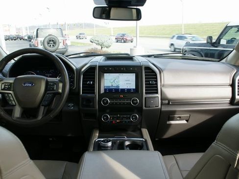 Used 2020 Ford Expedition XLT w/ Equipment Group 202A image 28