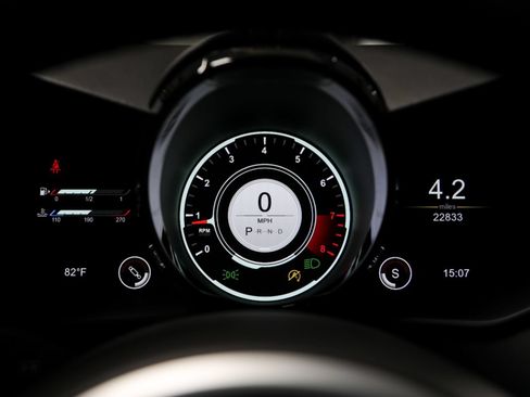 Used 2019 Aston Martin V8 Vantage Coupe RWD image 41
