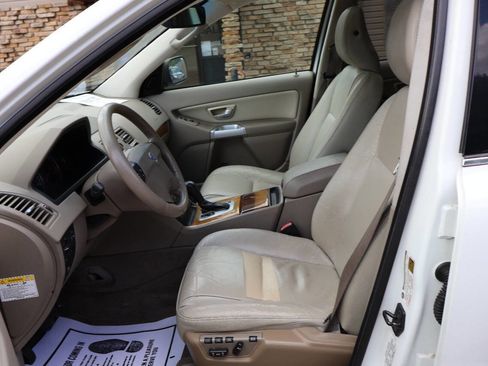 Used 2005 Volvo XC90 2.5T FWD image 13