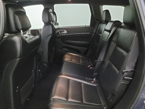 Used 2020 Jeep Grand Cherokee Limited image 18