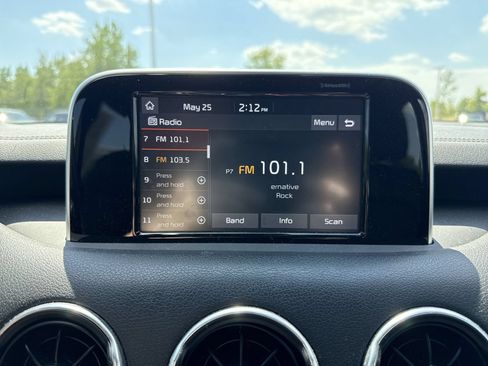 Used 2020 Kia Stinger GT AWD/4WD image 16