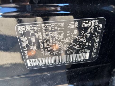 Used 2025 Nissan Rogue SV FWD image 31