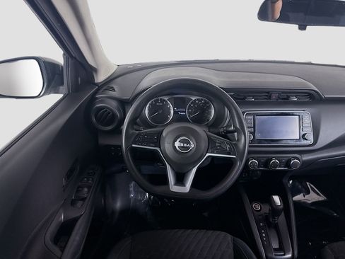 Used 2022 Nissan Kicks S image 18
