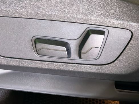 New 2026 BMW X1 xDrive28i w/ Technology Package image 25