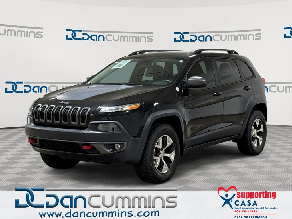 Used 2016 Jeep Cherokee Trailhawk AWD/4WD image 1