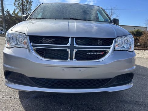 Used 2018 Dodge Grand Caravan SE w/ Power Convenience Group I image 14