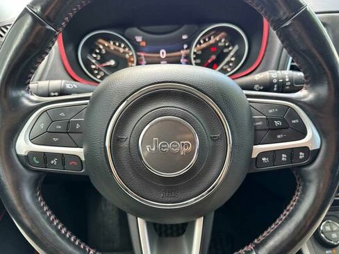 Used 2021 Jeep Compass Trailhawk w/ Convenience Group image 23