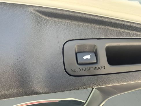 Used 2017 Honda CR-V EX-L image 19