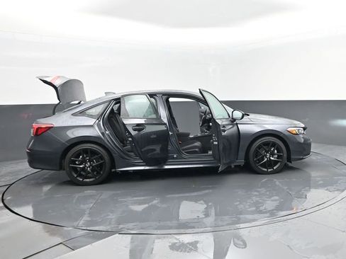 Used 2025 Honda Civic Sport image 29