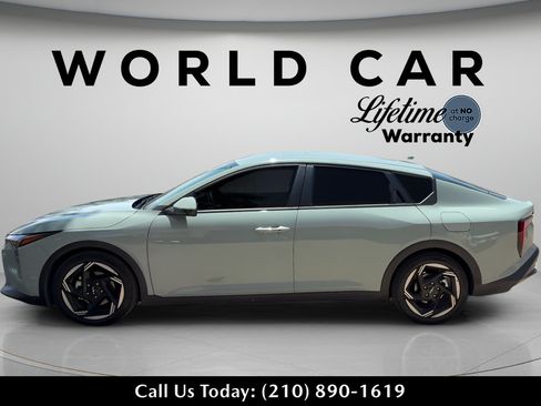 Used 2025 Kia K4 EX FWD image 12