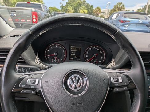 Used 2020 Volkswagen Passat 2.0T SEL FWD image 24