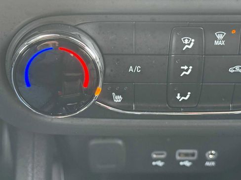 Used 2022 Chevrolet TrailBlazer ACTIV image 25