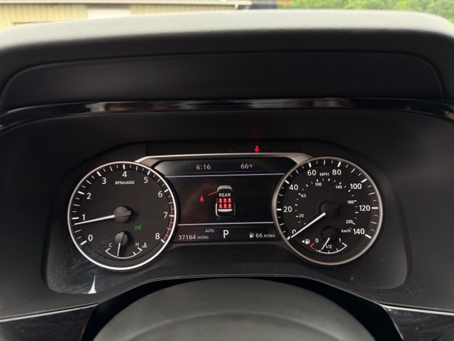 Used 2023 Nissan Pathfinder SL AWD/4WD image 22