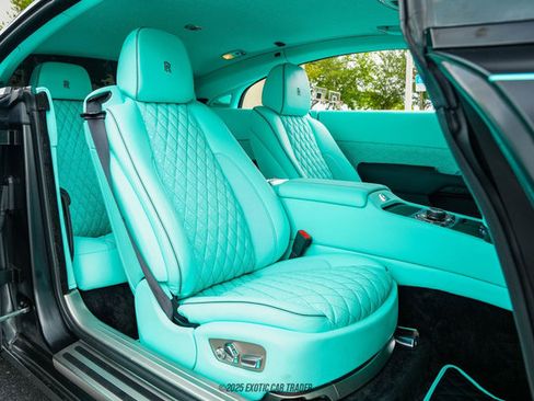 Used 2017 Rolls-Royce Wraith image 48