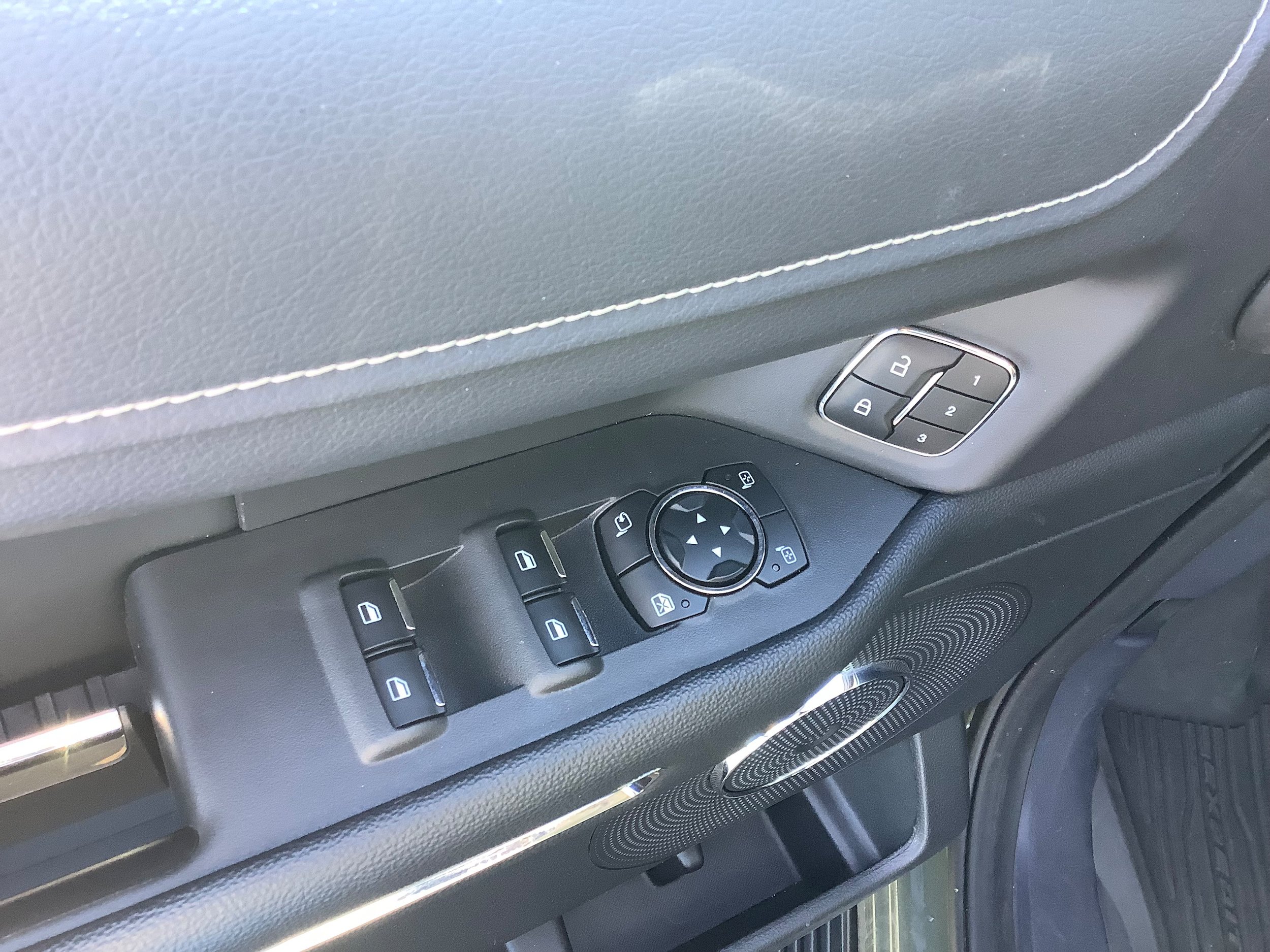 Used 2024 Ford Expedition Max XLT AWD/4WD image 8