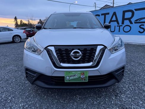 Used 2018 Nissan Kicks S image 8