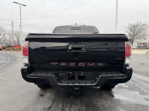 Used 2021 Toyota Tacoma TRD Off-Road w/ Technology Package image 5