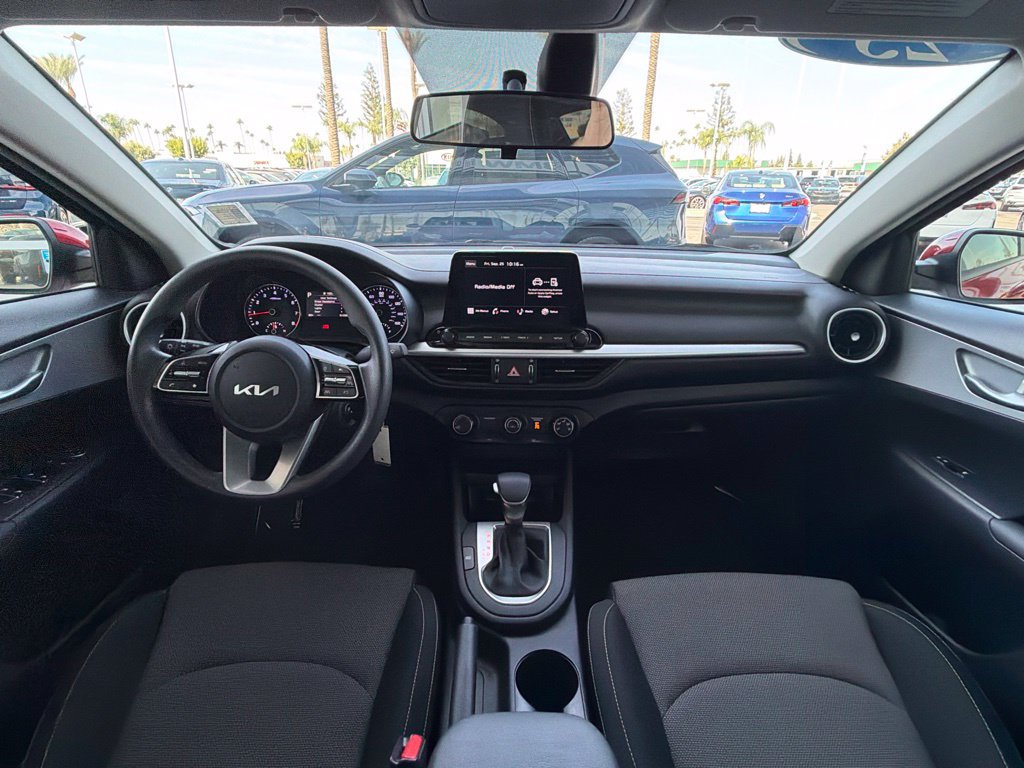 Used 2023 Kia Forte LXS w/ LXS Technology Package FWD image 11