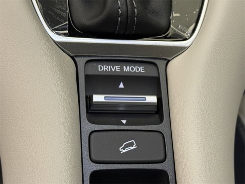 New 2026 Honda HR-V EX-L image 30