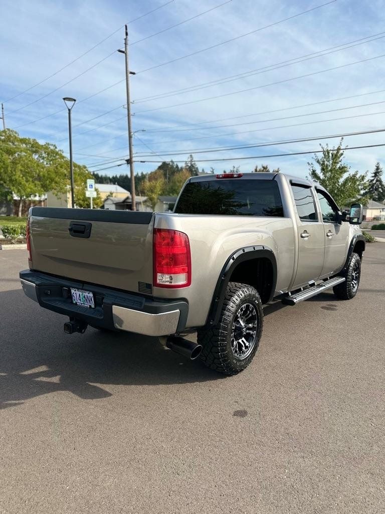 Used 2007 GMC Sierra 2500 SLE AWD/4WD image 5