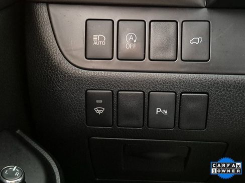 Used 2019 Toyota Highlander Limited image 16