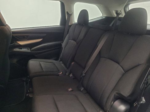 Used 2019 Subaru Ascent 8-Passenger AWD/4WD image 18