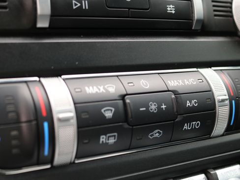 Used 2023 Ford Mustang GT Premium image 14