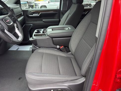 Used 2024 GMC Sierra 1500 Elevation AWD/4WD image 19