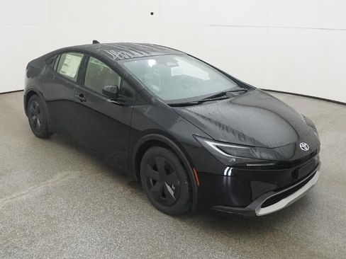 New 2026 Toyota Prius SE image 39