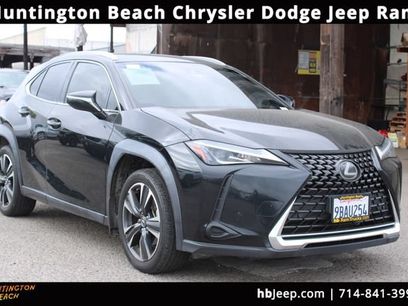 Used 2022 Lexus UX 200 w/ Accessory Package (Z1)
