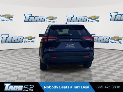 Used 2024 Toyota RAV4 XLE AWD/4WD image 7