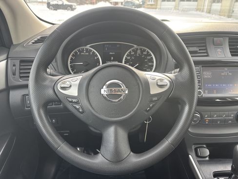 Used 2019 Nissan Sentra S image 18
