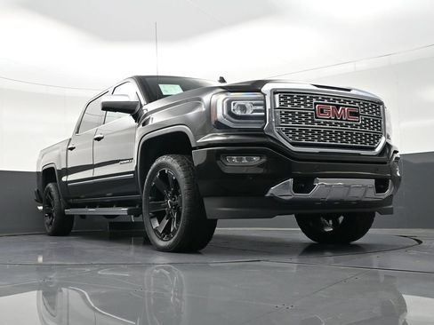 Used 2018 GMC Sierra 1500 Denali image 29
