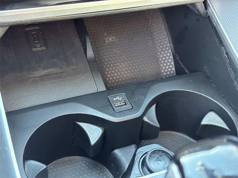 Used 2023 BMW X6 xDrive40i w/ M Sport Package image 32