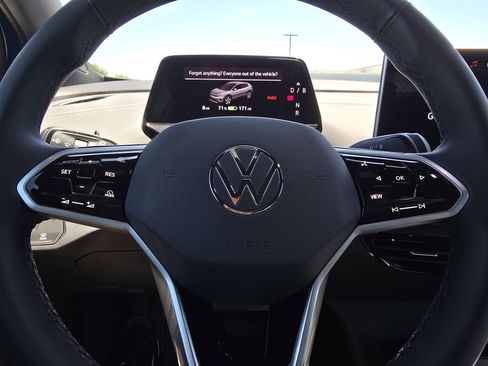 New 2026 Volkswagen ID.4 Pro RWD image 21