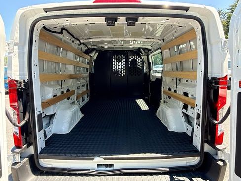Used 2025 Ford Transit 250 Low Roof w/ Exterior Upgrade Package RWD image 24