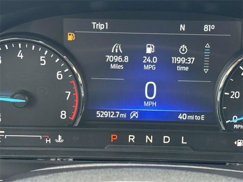 Used 2021 Ford Explorer XLT image 28