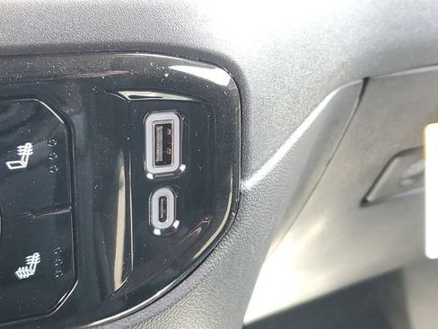 New 2026 GMC Sierra 1500 Elevation AWD/4WD image 18