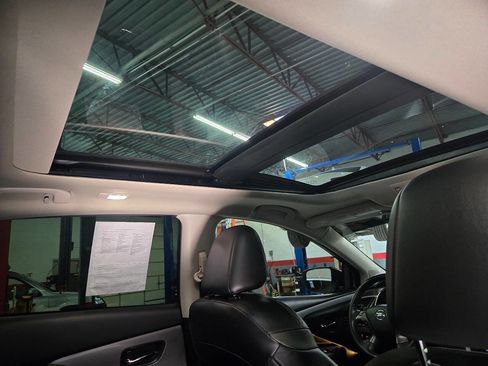 Used 2020 Nissan Murano SL w/ Moonroof Package image 27