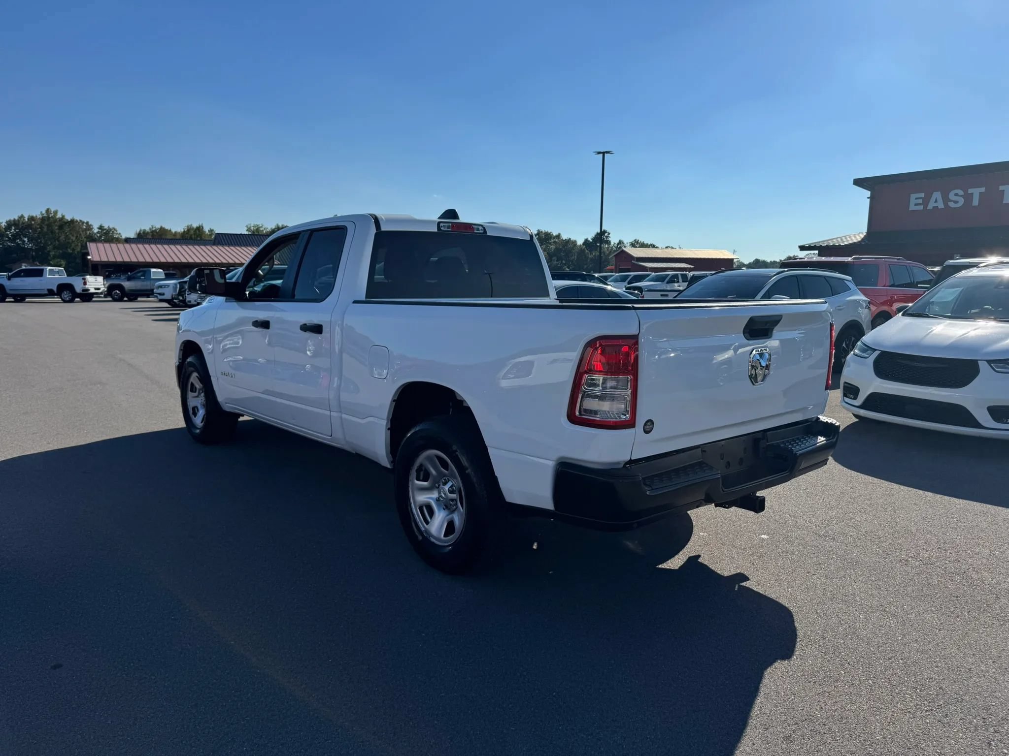Used 2020 RAM 1500 Tradesman RWD image 3