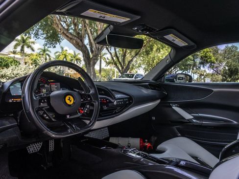 Used 2022 Ferrari SF90 Stradale AWD/4WD image 34