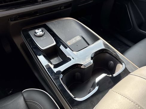 Certified 2025 Buick Enclave Avenir w/ Super Cruise Package image 27