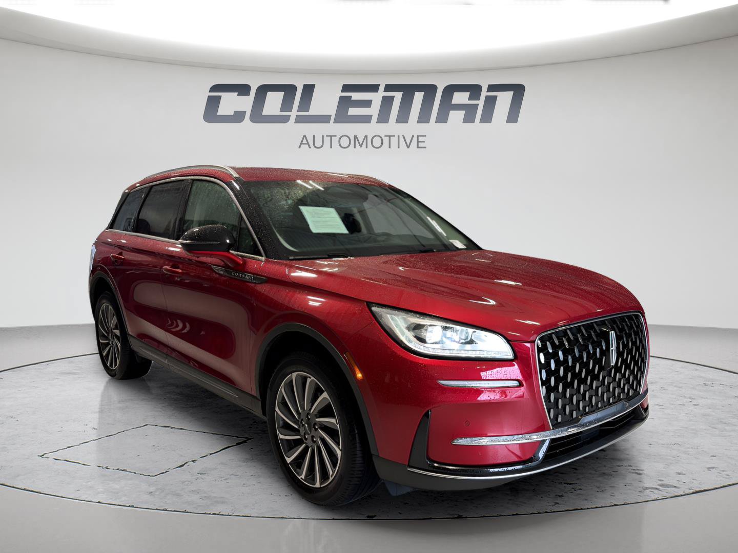 Used 2023 Lincoln Corsair Reserve w/ Equipment Group 201A FWD image 3
