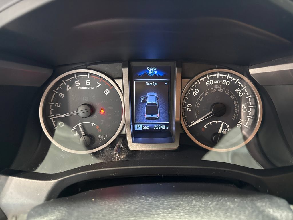Used 2019 Toyota Tacoma SR5 RWD image 6