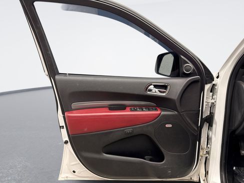 Used 2018 Dodge Durango R/T w/ Technology Group image 9