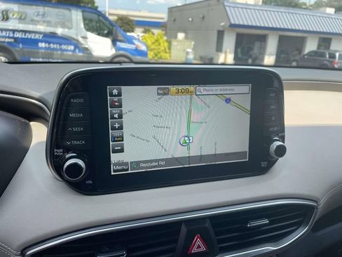 Used 2019 Hyundai Santa Fe FWD image 25