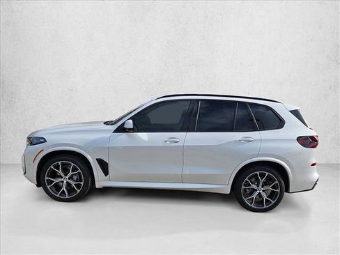 Used 2026 BMW X5 xDrive40i w/ M Sport Package AWD/4WD image 8