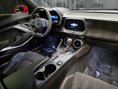 Used 2017 Chevrolet Camaro ZL1 RWD image 37