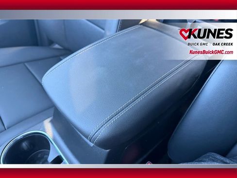 New 2026 GMC Canyon Elevation w/ Convenience Package image 20