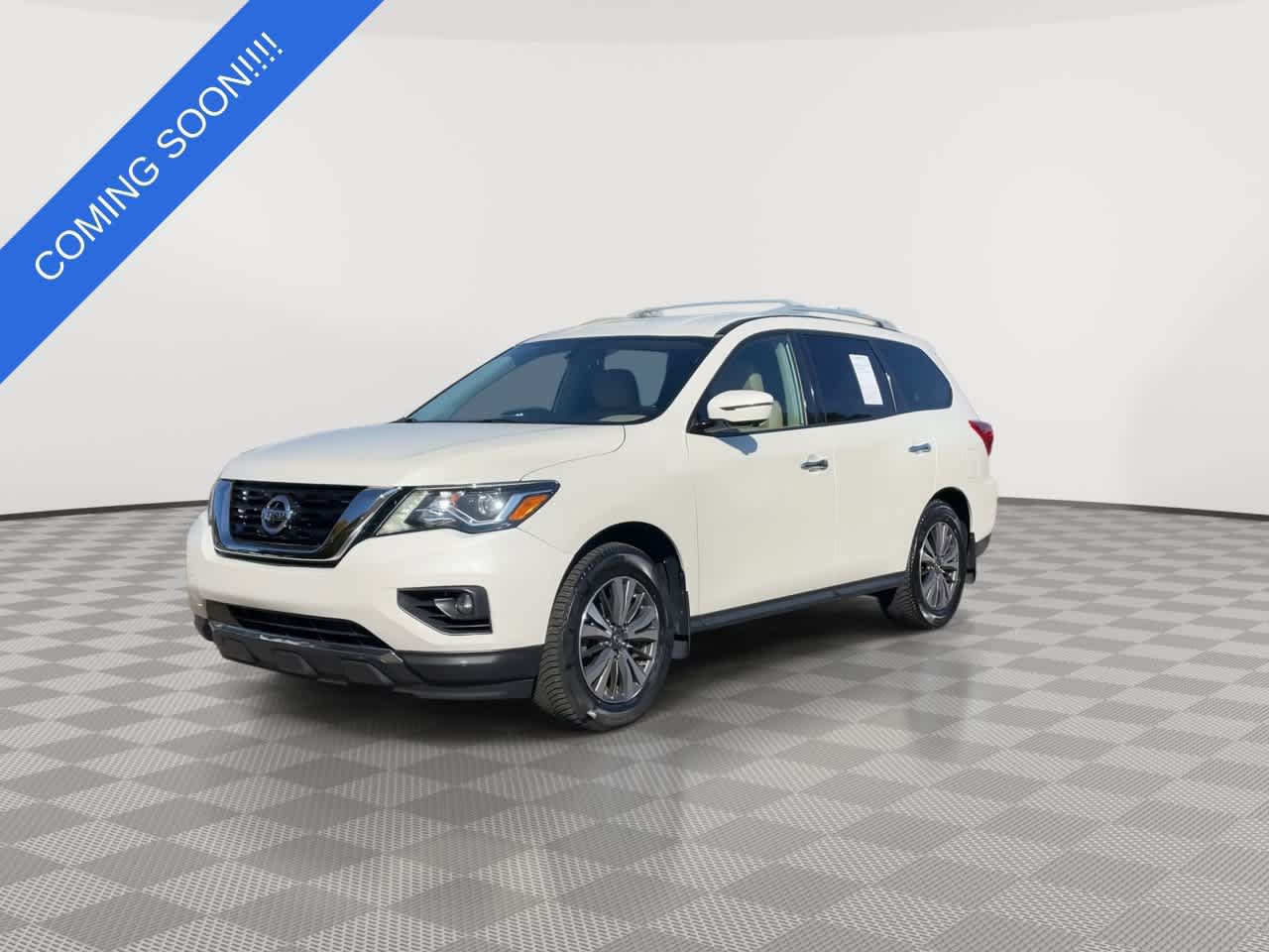 Used 2017 Nissan Pathfinder SL w/ SL Tech Package AWD/4WD image 4